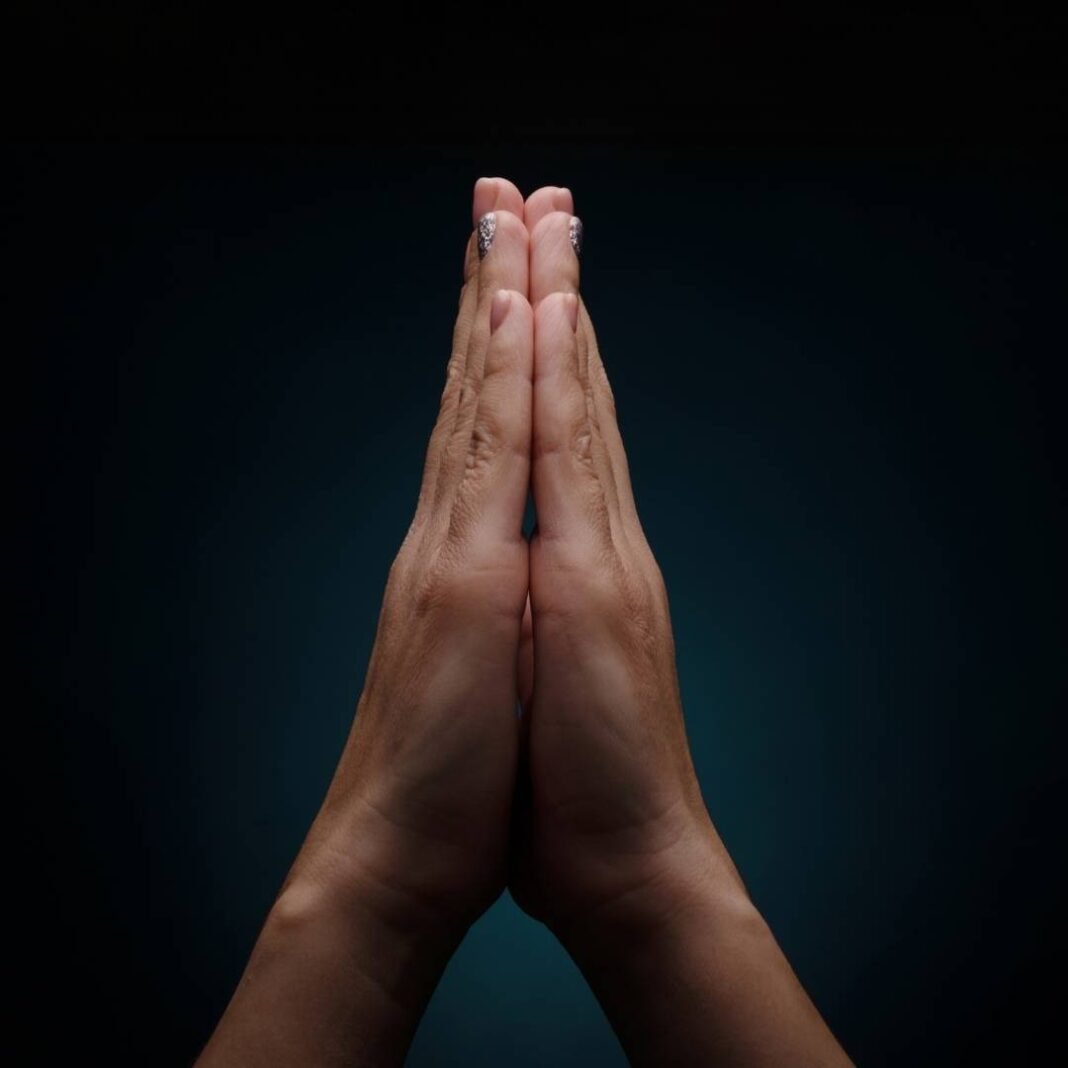 deusfrases-de-oracao-encontre-serenidade-em-todos-os-momentos